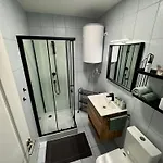 Village 8c Apartament *