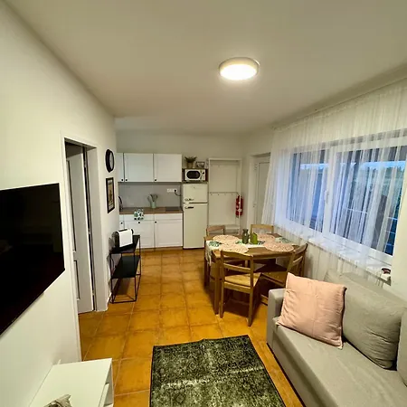 Village 8c Appartement *