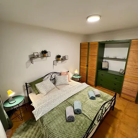 Apartment Village 8c
